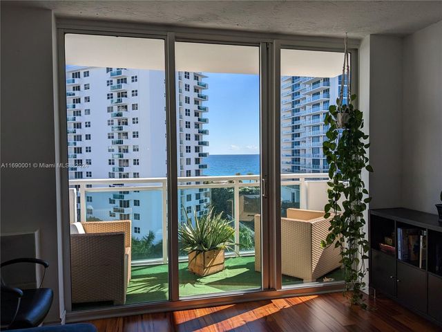 $2,400 | 3000 South Ocean Drive, Unit 806 | South Central Beach