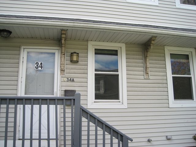 $1,800 | 32 R Cedar Street, Unit 34A | Mattapan