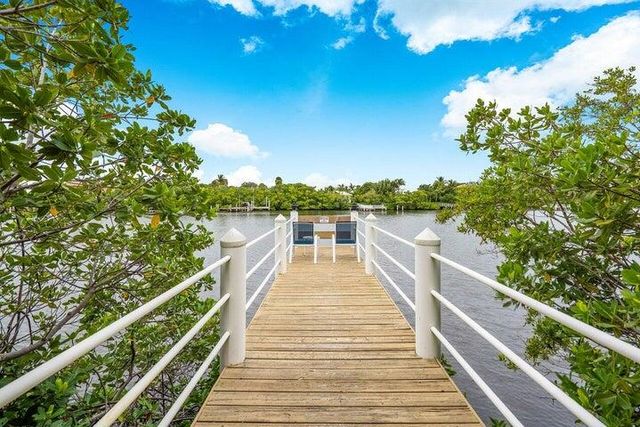 $2,500 | 3601 South Ocean Boulevard, Unit 305 | South Palm Beach