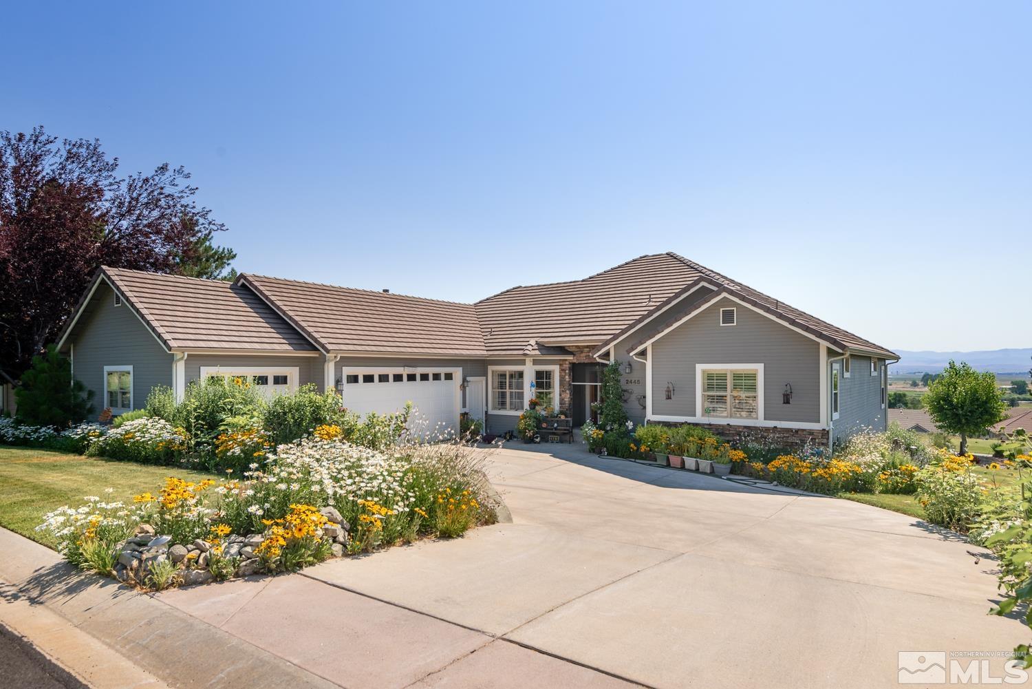 front view of house with a yard