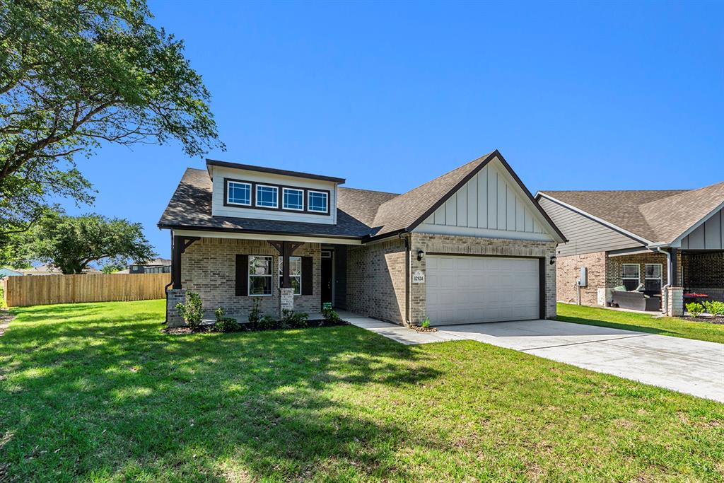 Beautiful 1 Story Home!  'Caldwell Plan"   Hurry, call and schedule your private tour today!