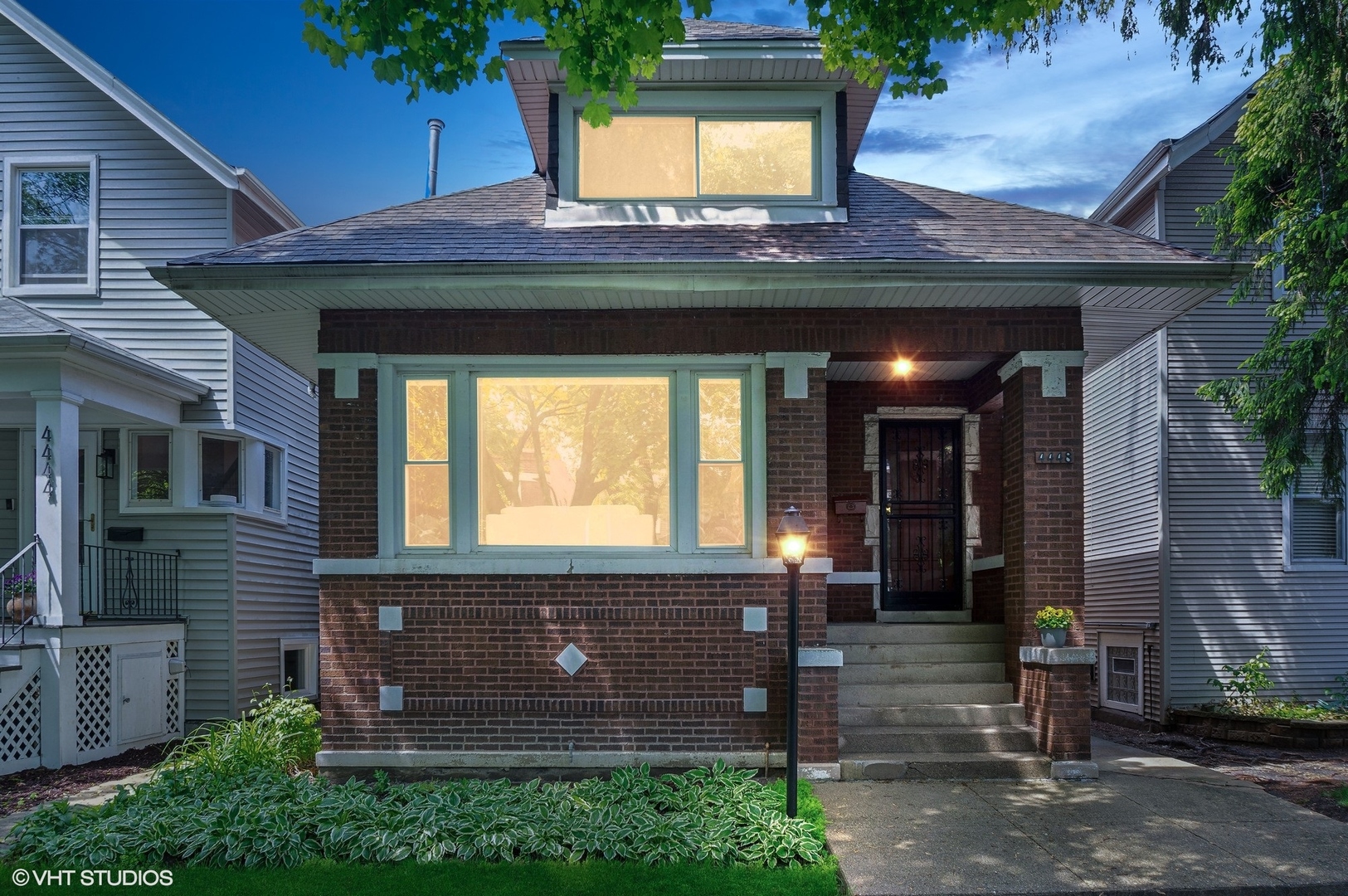 a view of house with a outdoor space