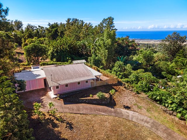 $885,000 | 73-1130 Ahikawa Street | Kona Coastview