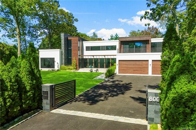 $4,750,000 | 800 Rushmore Avenue | Mamaroneck Village