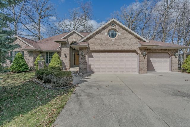 $429,900 | 2316 High Oak Drive | Oshkosh