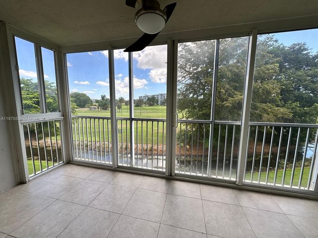 $274,000 | 2851 South Palm Aire Drive, Unit 310 | Palm Aire