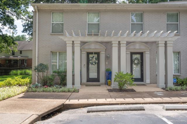 $270,000 | 7459 South Germantown Square | English Meadows