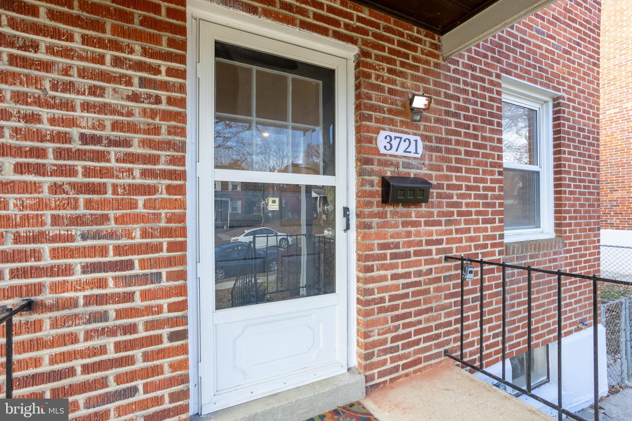 a view of a brick building