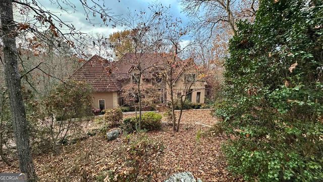 $875,000 | 275 Old Mill Court