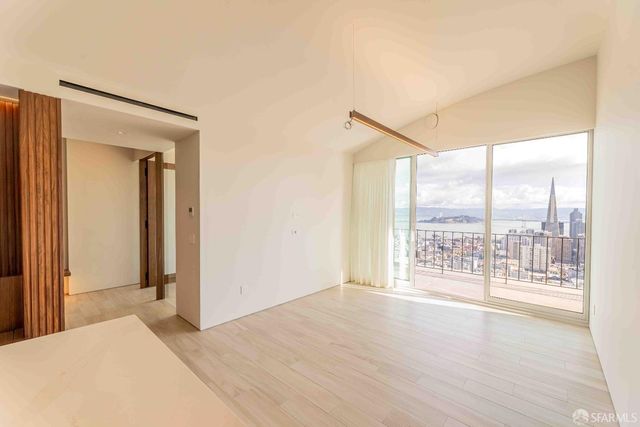 $8,500 | 1333 Jones Street, Unit 1702 | Nob Hill