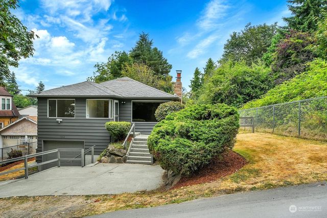 $950,000 | 5114 South Ruggles Street | Rainier Beach