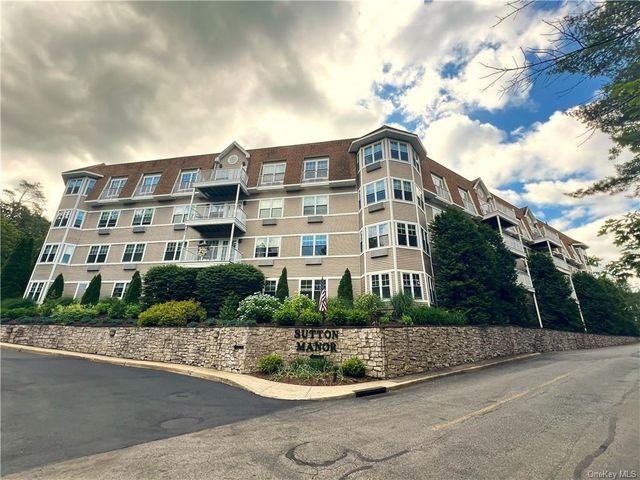 $3,600 | 305 Sutton Drive, Unit 305 | Mount Kisco