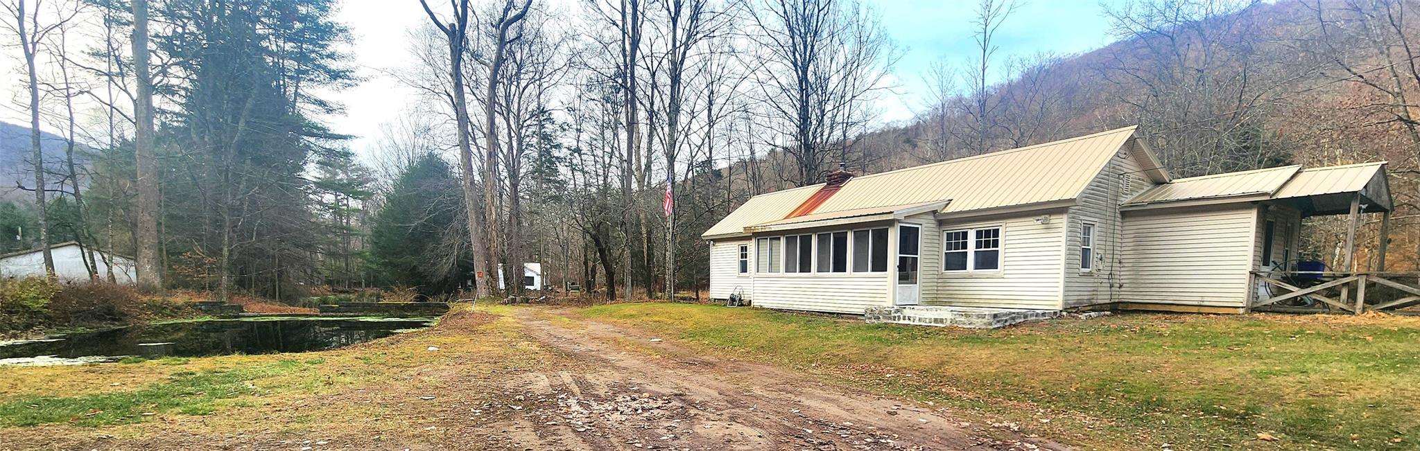 View of property exterior