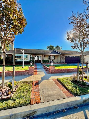 $1,350,000 | 11652 Kirwin Circle | Fountain Valley