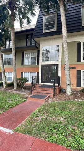 $1,550 | 4036 Versailles Drive, Unit 4036C | Cypress Pointe at Lake Orlando Condominium