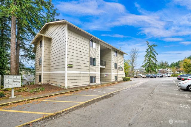 $310,000 | 3100 Bill McDonald Parkway, Unit E102 | Happy Valley