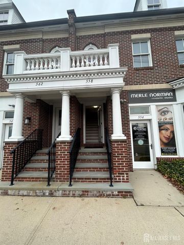 $2,950 | 552 Middlesex Avenue, Unit 558 | Metuchen