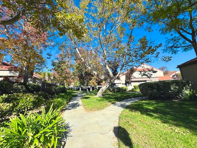 $570,000 | 582 Via Colinas | Westlake Village - Thousand Oaks