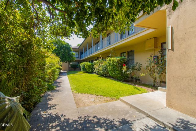 $2,100 | 449 North Euclid Avenue, Unit C | Northeast Pasadena