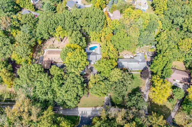 $585,000 | 8954 Briarclift Road | Lantern Hills