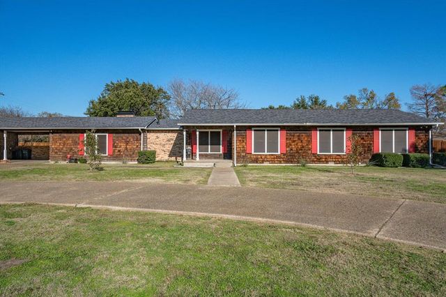 $380,000 | 1102 Griffith Avenue | Terrell