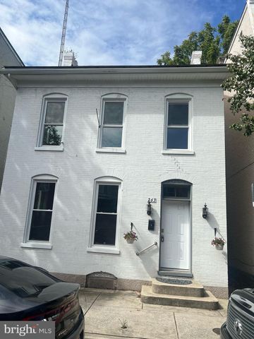 $1,700 | 263 South Potomac Street | Locust Point