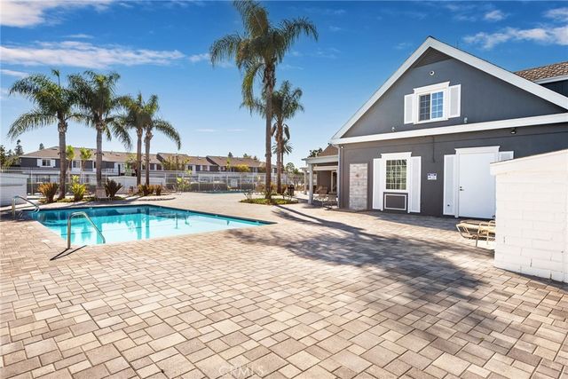 $699,950 | 159 Lexington Lane | Central Costa Mesa