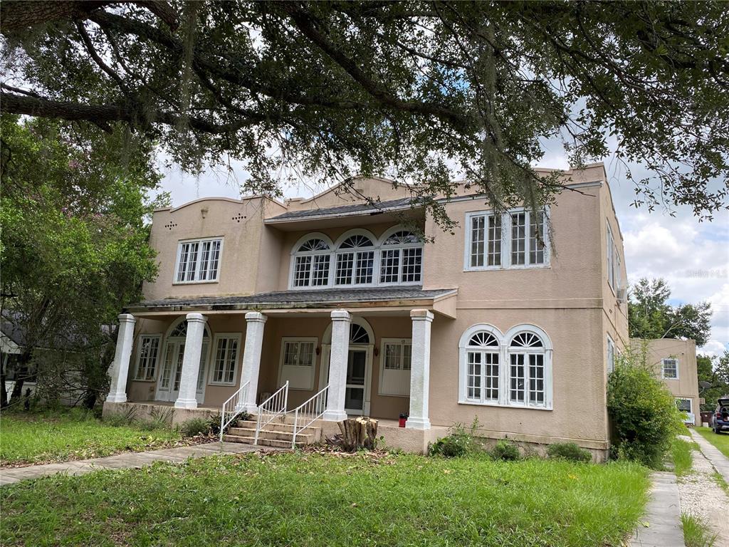 front view of house with a yard