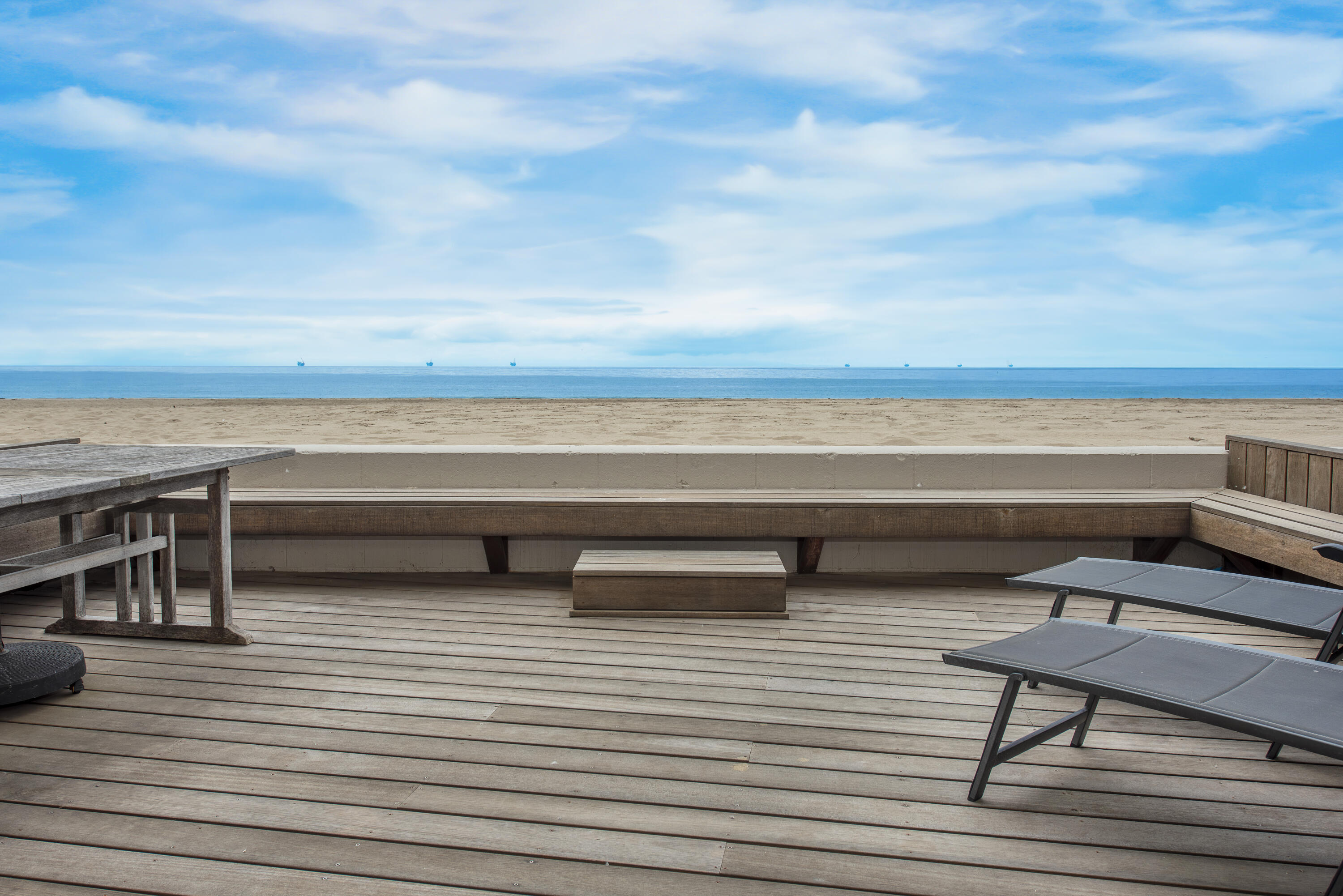 a view of a terrace with seating space