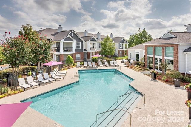 $1,632 | 14325 Plantation Park Boulevard | Ballantyne West