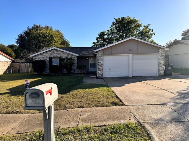 $1,895 | 1612 Palmwood Trail | Southeast Central Arlington