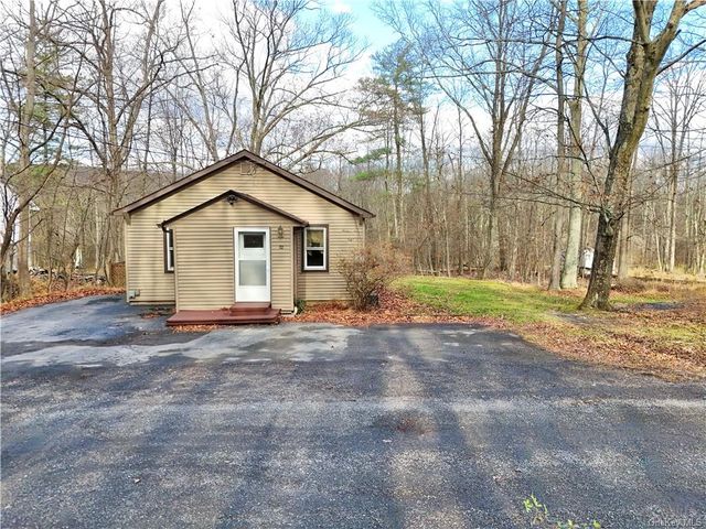 $249,900 | 12 Pine Road | Mount Hope