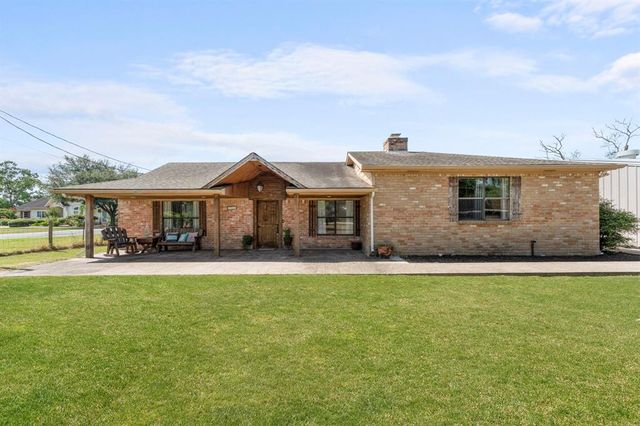 $995,000 | 16119 Cypress Rosehill Road | Cypress