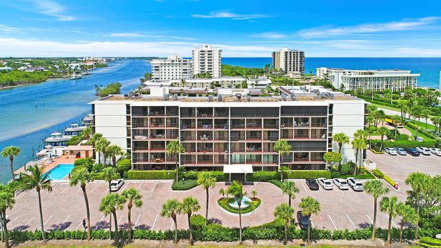 $695,000 | 225 South Beach Road, Unit 105 | Tequesta