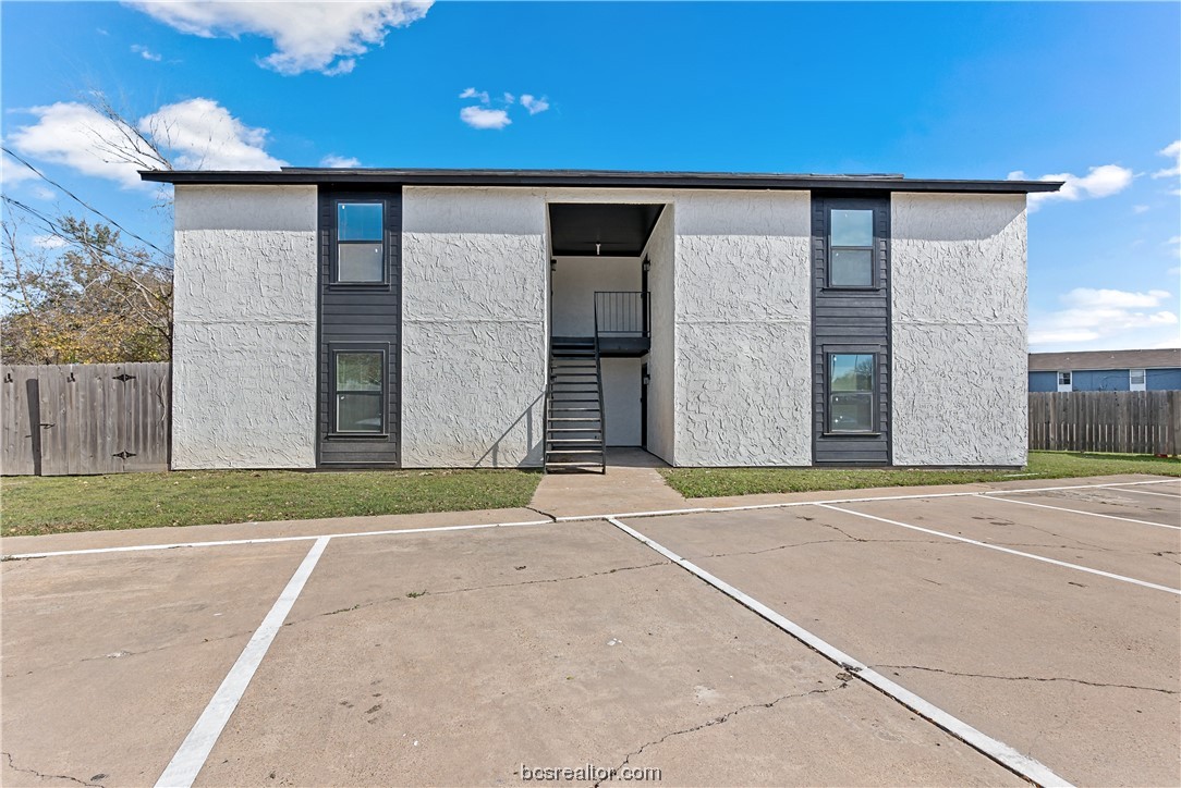 1503 Alpine Circle Unit C College Station TX 77840 Compass