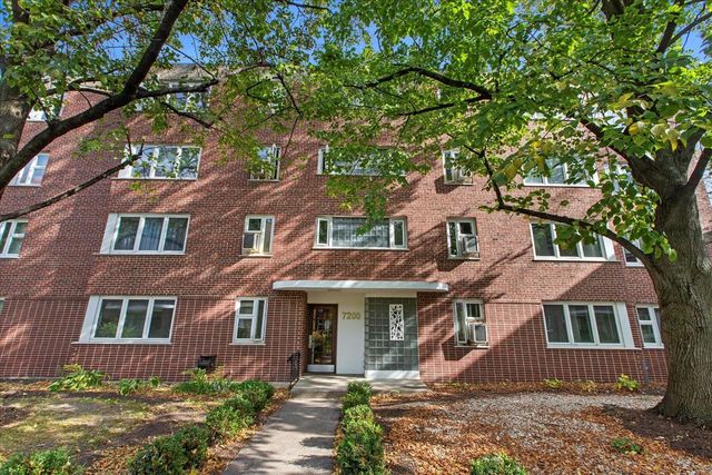 $1,350 | 7200 Oak Avenue, Unit 2SW | River Forest