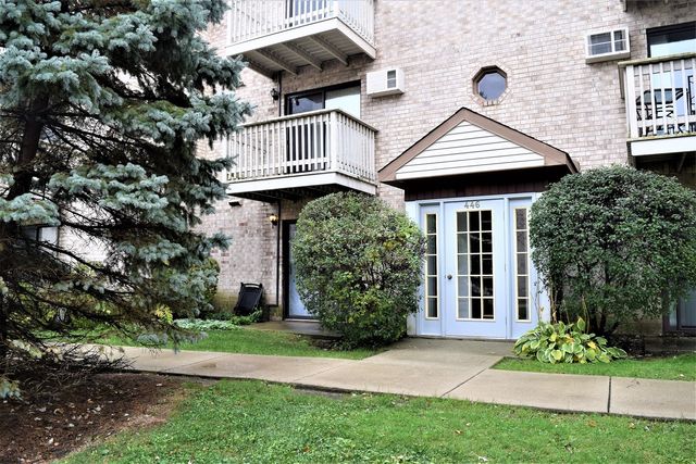 $131,600 | 446 East Osage Lane, Unit 1A | Palatine