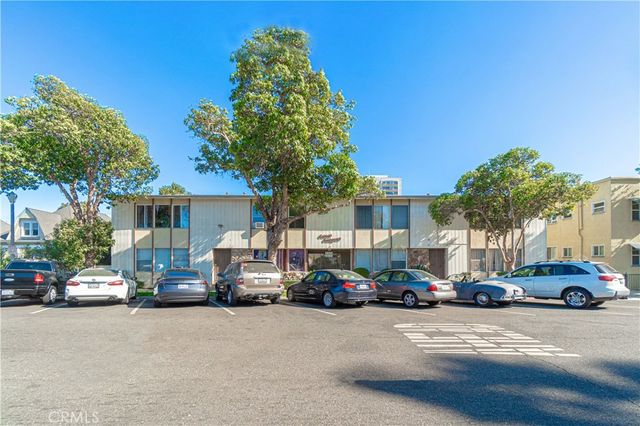 $370,000 | 728 Cedar Avenue, Unit 4 | Downtown Long Beach