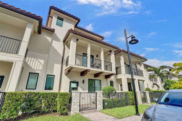 $805,000 | 4648 Northwest 83rd Avenue | Doral