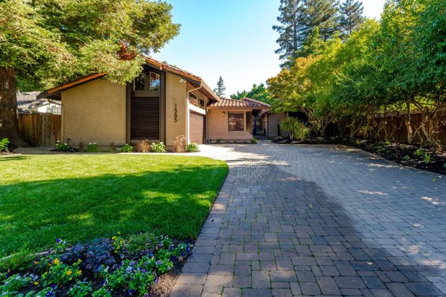 $5,638,000 | 1585 Siesta Drive | South Los Altos