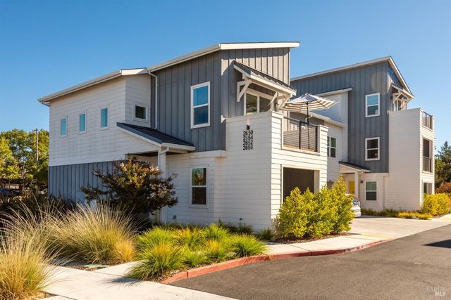 $565,000 | 2650 Franz Kafka Avenue | Santa Rosa Southeast