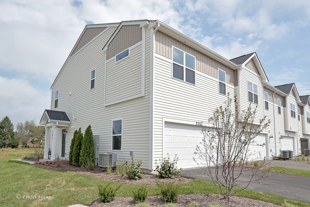 $365,000 | 121 Kingsport Drive | Kingsport Villas