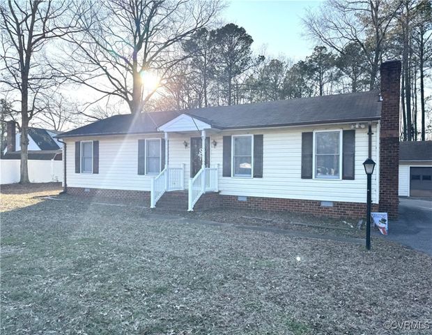 $299,950 | 404 Evanrude Lane