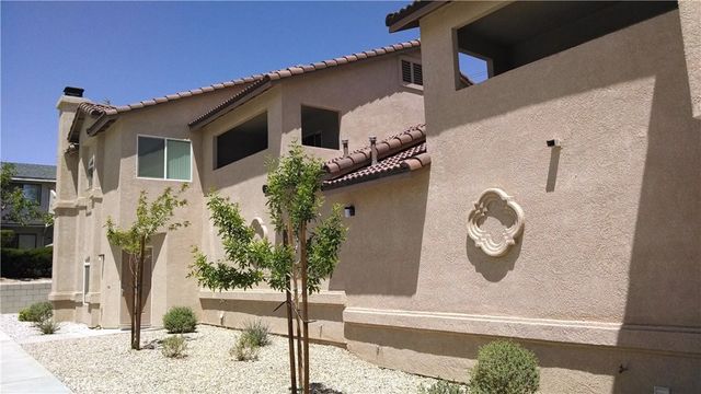 $2,150 | 16115 Apple Valley Road, Unit 7 | Desert Knolls Manor