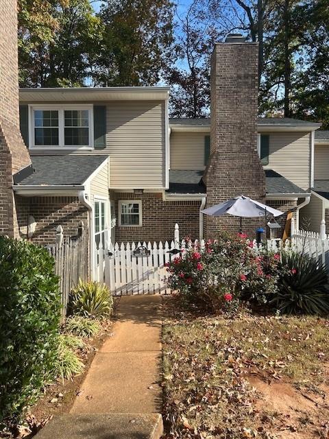 a front view of house with yard