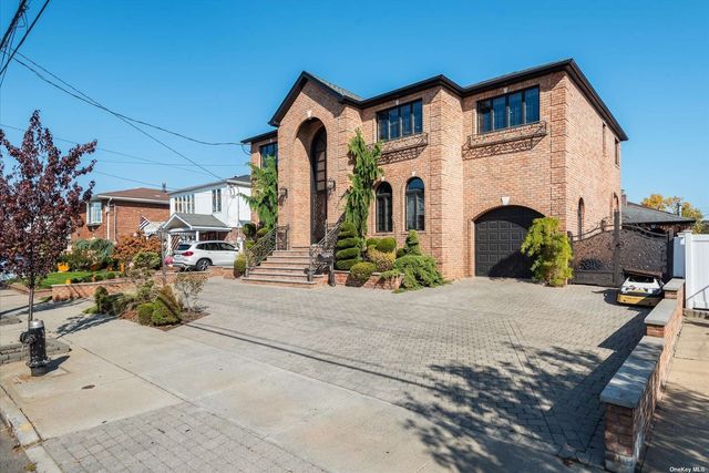 $1,800,000 | 163-27 95th Street | Old Howard Beach