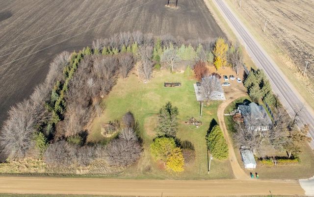 $339,900 | 28134 400th Street | Sharon Township - Le Sueur County