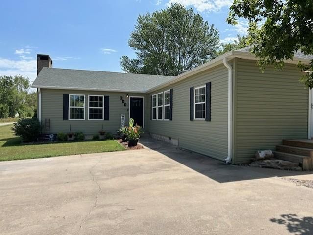 $219,900 | 300 3rd Street | Dennis