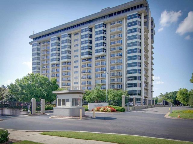 $599,000 | 655 Riverside Drive, Unit 1103 | South Main