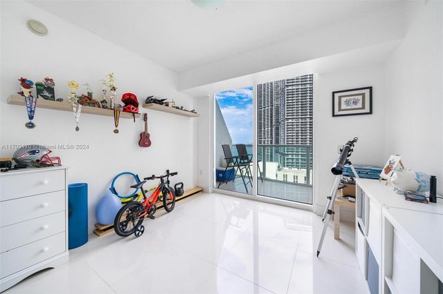 $4,100 | 41 Southeast 5th Street, Unit 1202 | Brickell